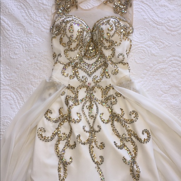 Cinderella Divine Style# JC3204 - Picture 3 of 4